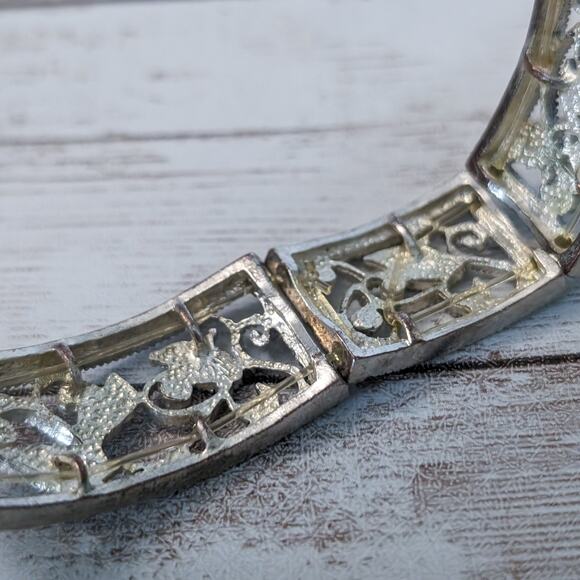 Vintage Stretch Bracelet  **Poor Condition** - Picture 8 of 11